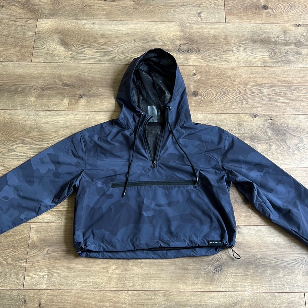 SP Athletic cropped camo windbreaker